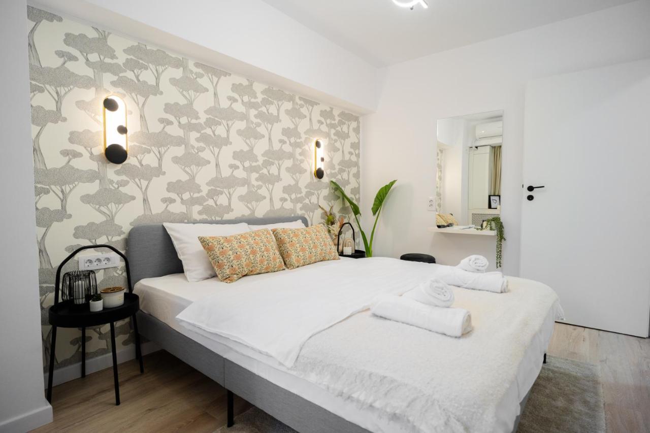 Hi Apartment Bukares Bagian luar foto