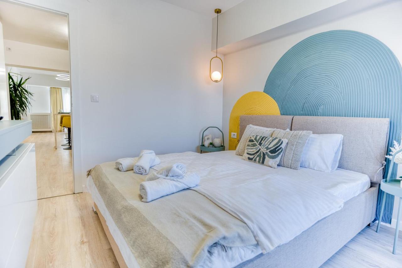 Hi Apartment Bukares Bagian luar foto