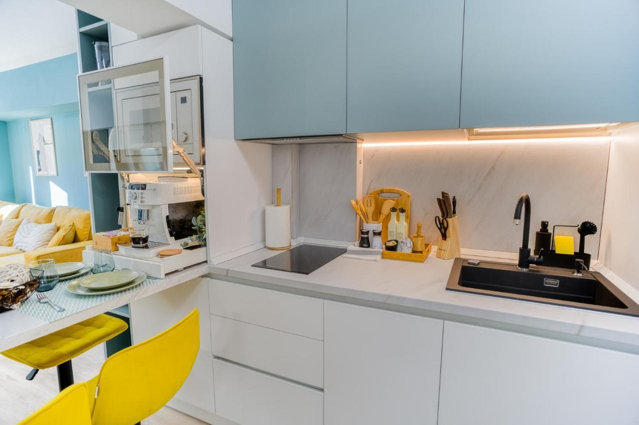 Hi Apartment Bukares Bagian luar foto